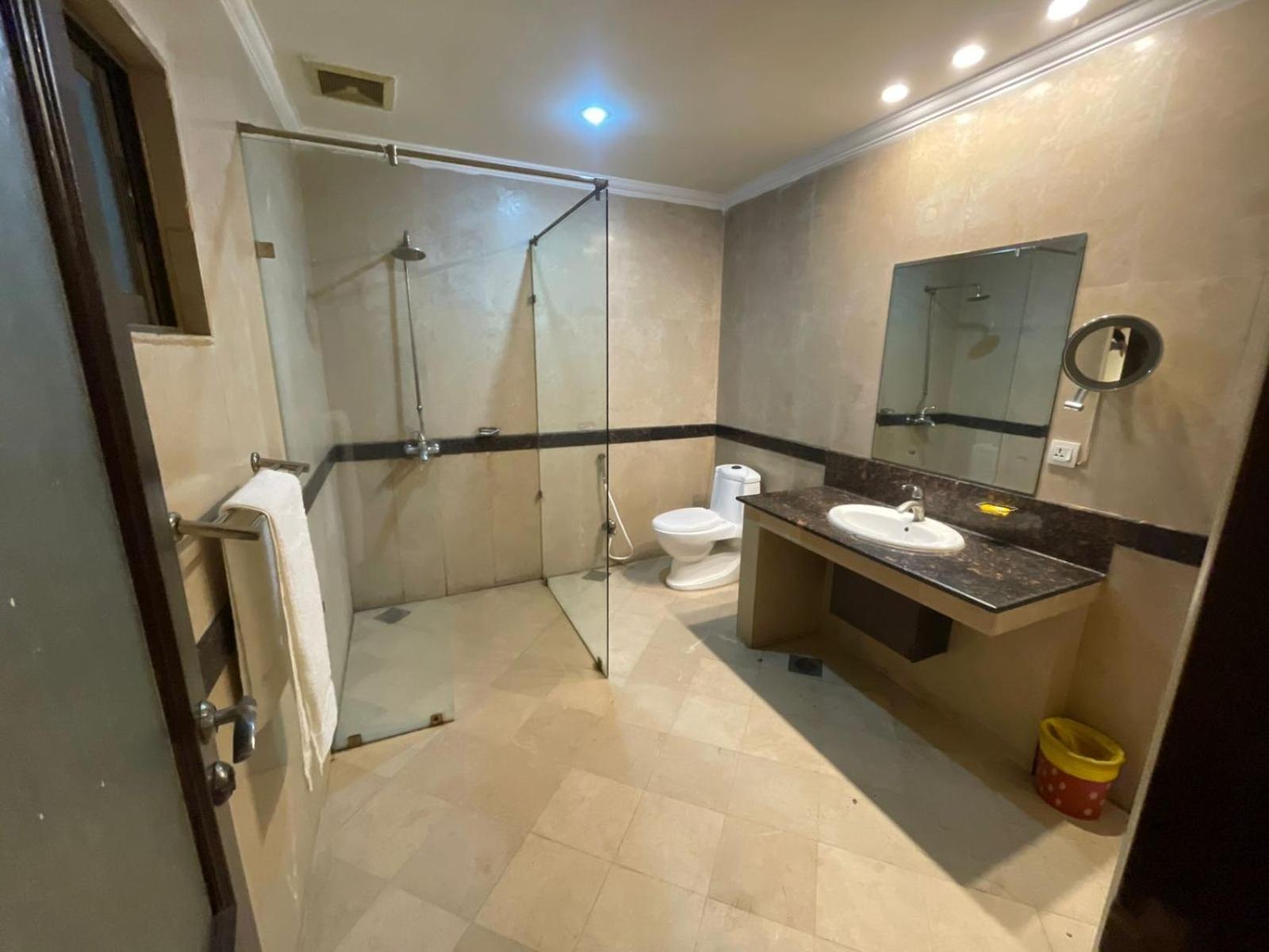 Panoramic Hotel Lahore Exterior photo